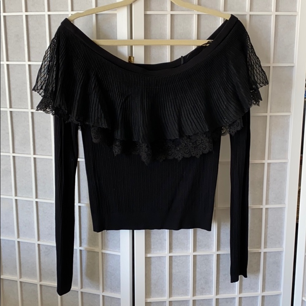 Black off shoulder long sleeve shirt